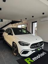 Andere Mercedes-benz GLA 200 d Automatic AMG Line Premi - Andere: Beige, Alcantara