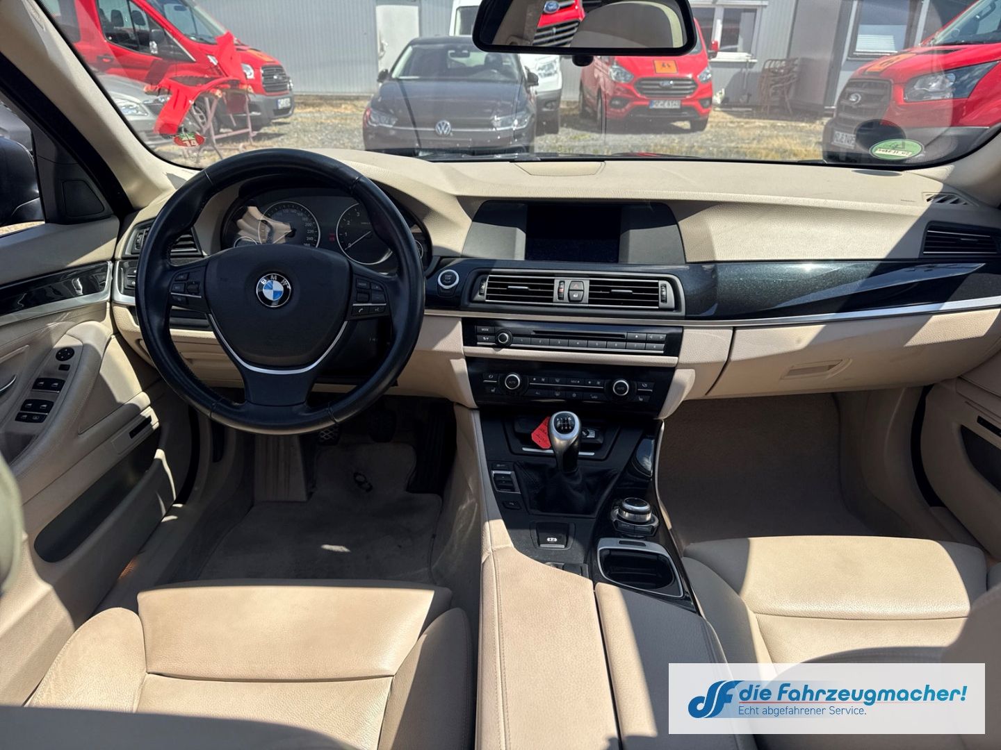 Fahrzeugabbildung BMW 523 i AHK-el. klappb. Navi Soundsystem *EXPORT