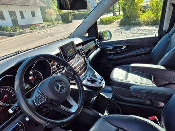 Mercedes V 250 - 8