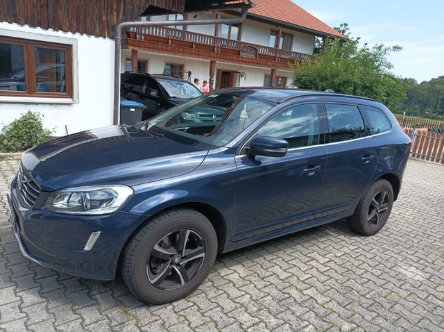 Volvo XC60 D4 AWD, 8-fach