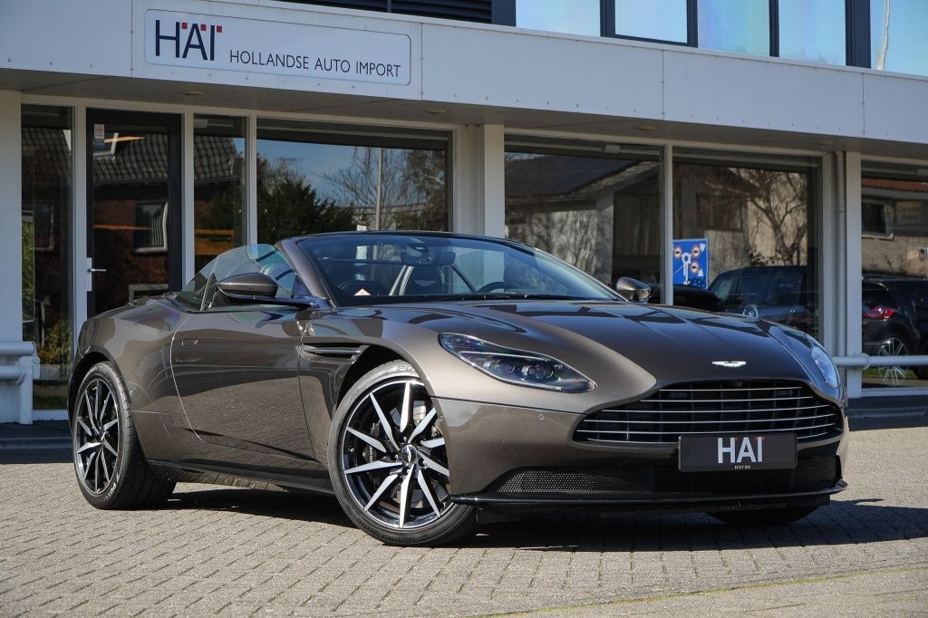 Image of Aston Martin DB11