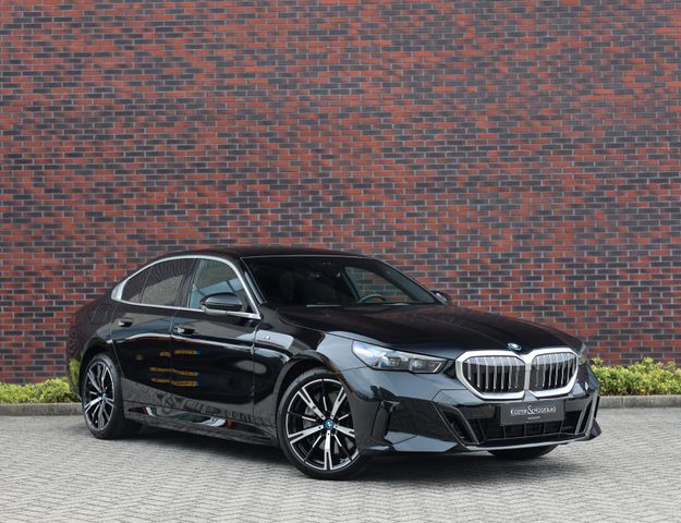 BMW 550e xDrive *AHK*M-Sport*HUD*360*