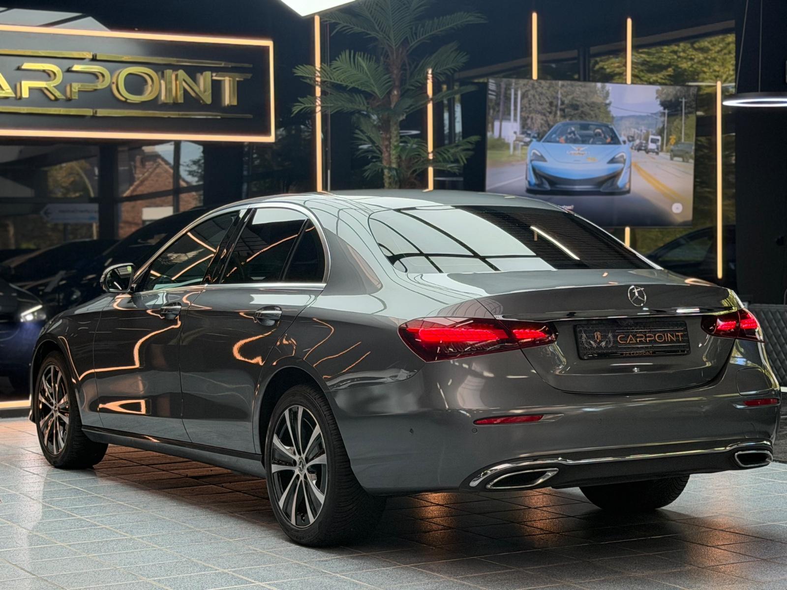 Mercedes-Benz E 300de Limousine / Multibeam-LED / Widescreen