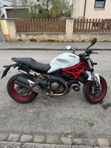 Ducati Monster 821 - Offers matching your search criteria
