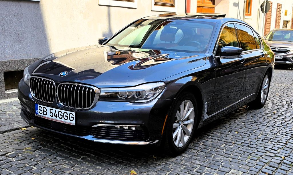 Image of BMW 740
