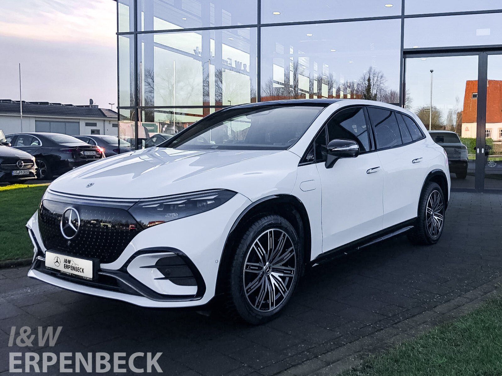 Fahrzeugabbildung Mercedes-Benz EQS SUV 500 AMG Line 4Matic