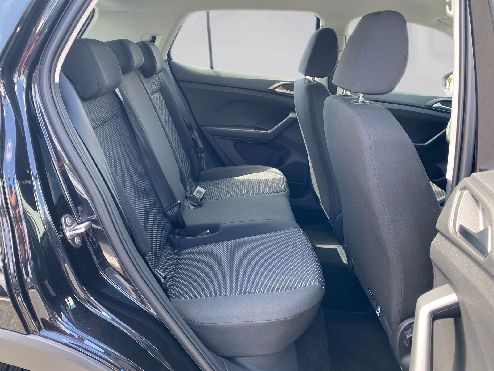 Volkswagen T-Cross - Bild 11