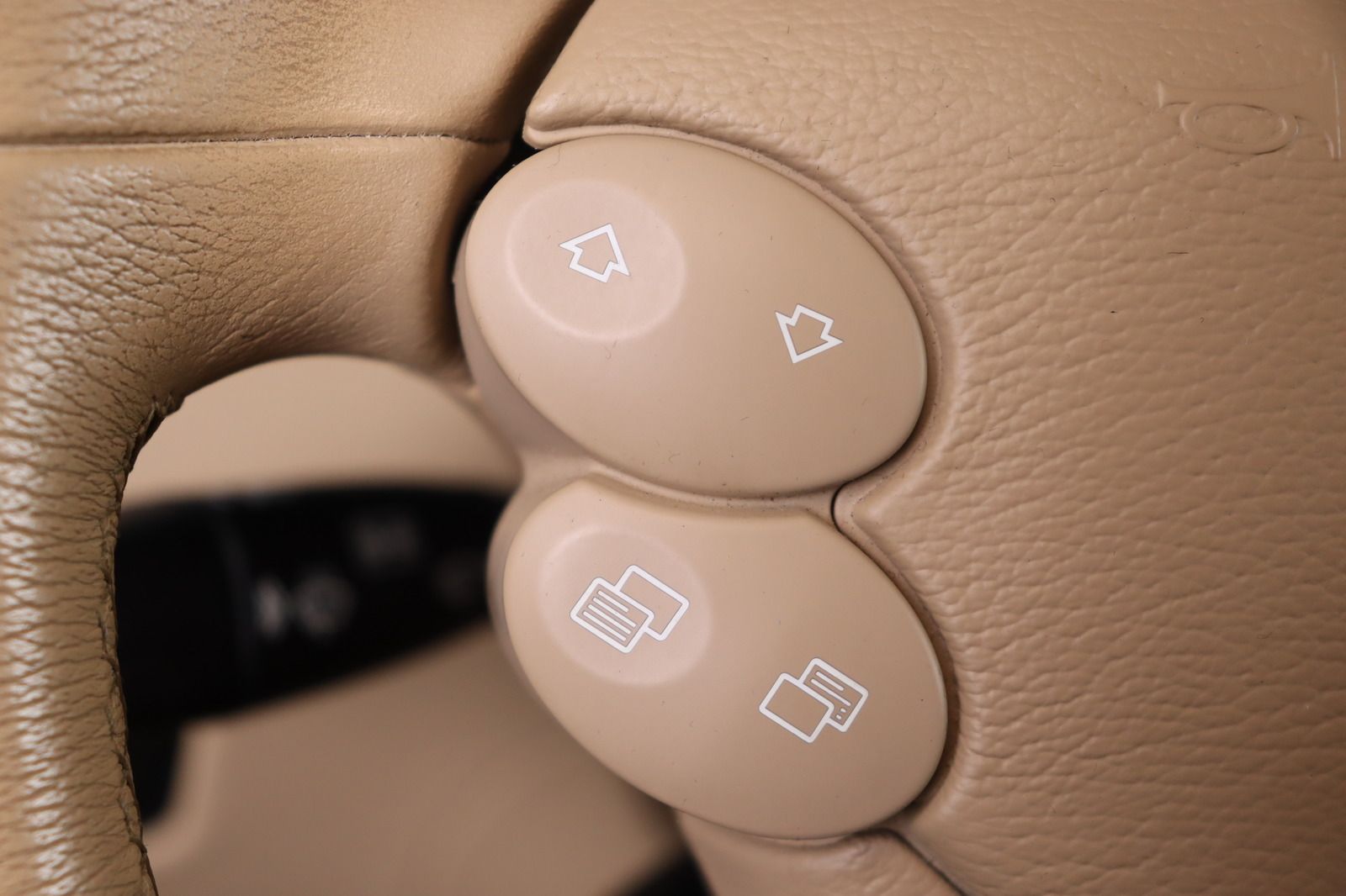 Fahrzeugabbildung Mercedes-Benz CLS 350 CGI Navi * Xenon * 1.Hand