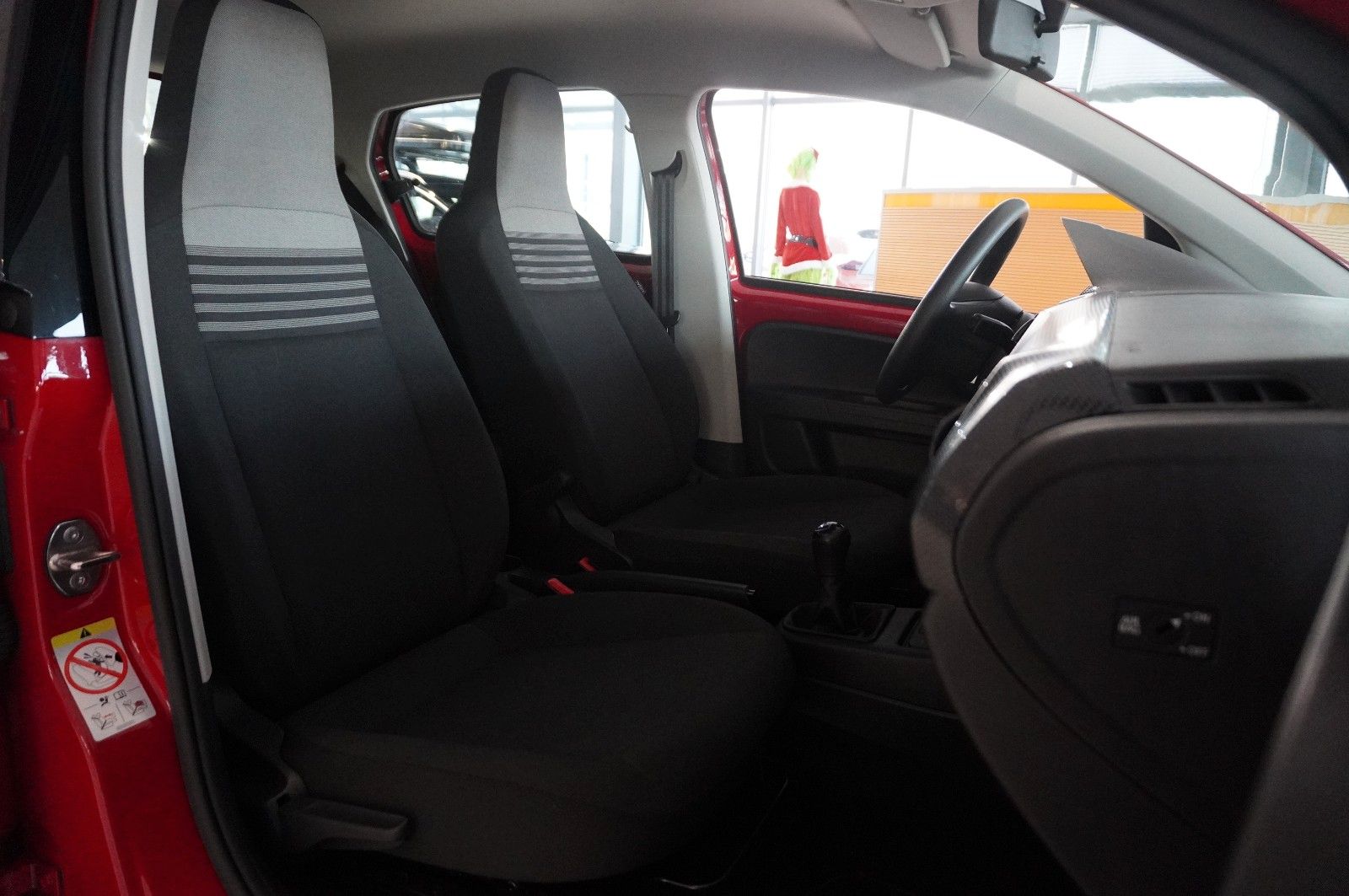 Fahrzeugabbildung Volkswagen up! 1.0 MOVE 5-TÜR KLIMA/SHZ/USB/NEBEL/SPORT/LED