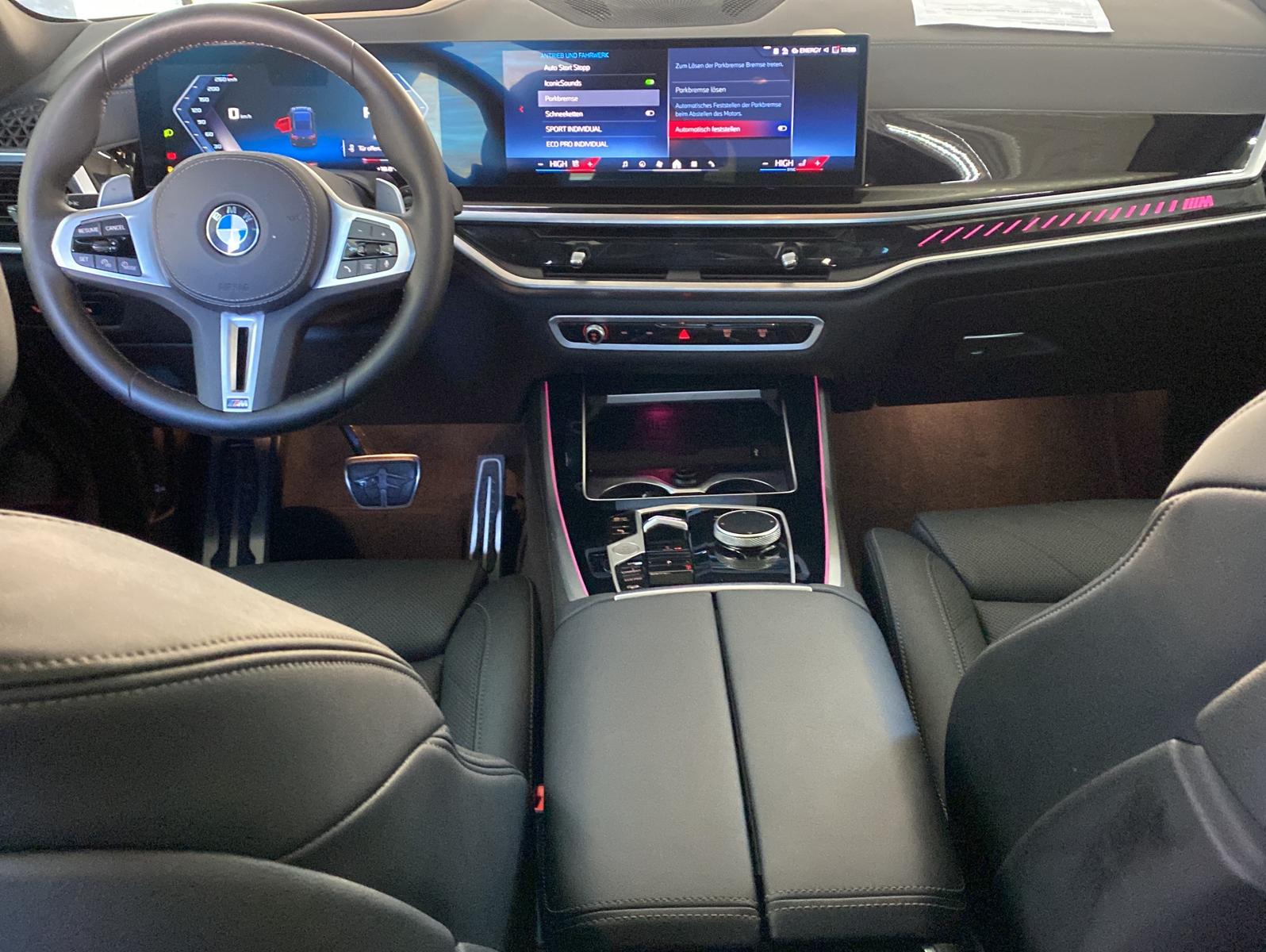 BMW X5 M60 i xDrive*NP 144.000€*SkyLounge