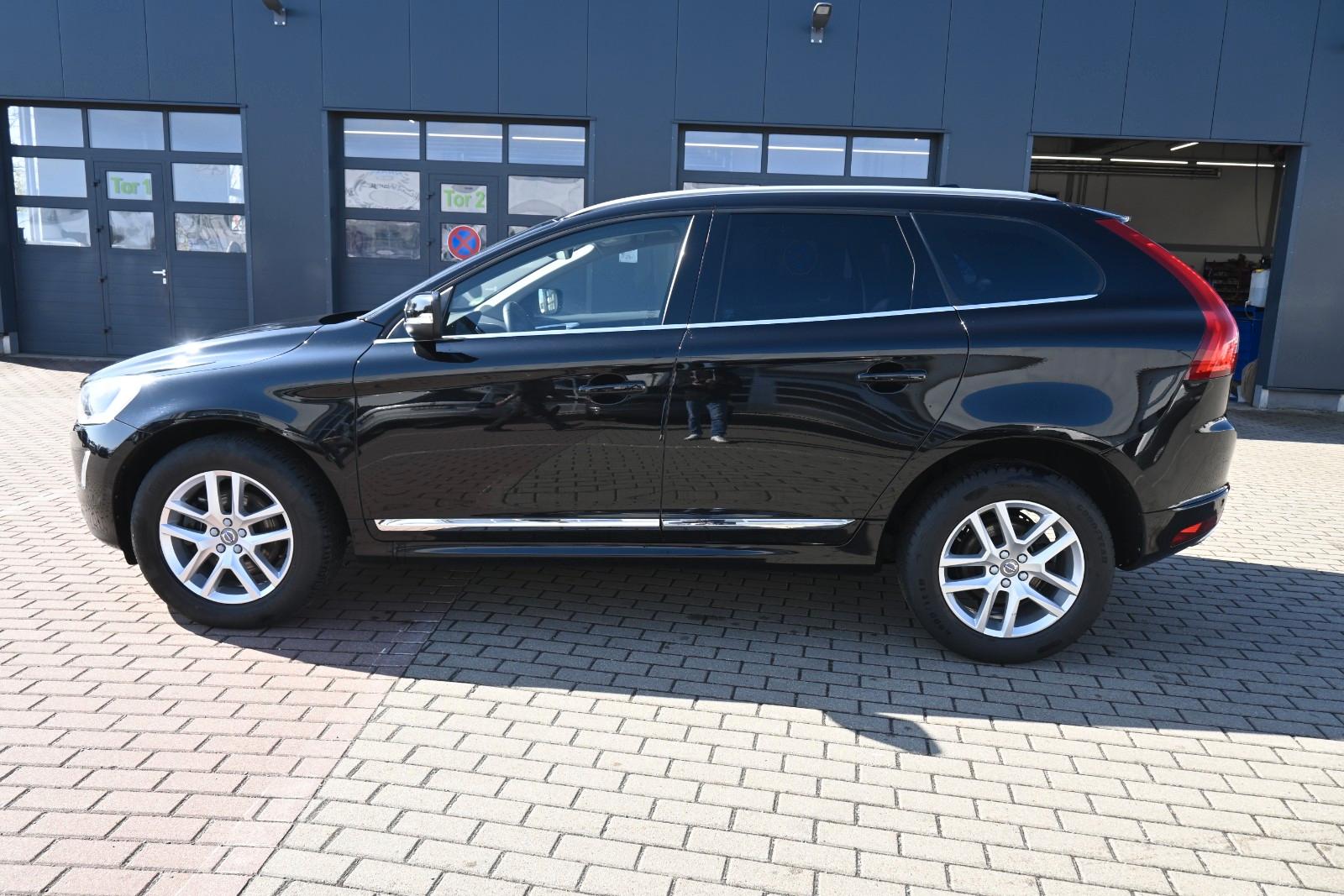 Volvo XC60 D4 FWD Autom. Summum*STDHZG*RFK*