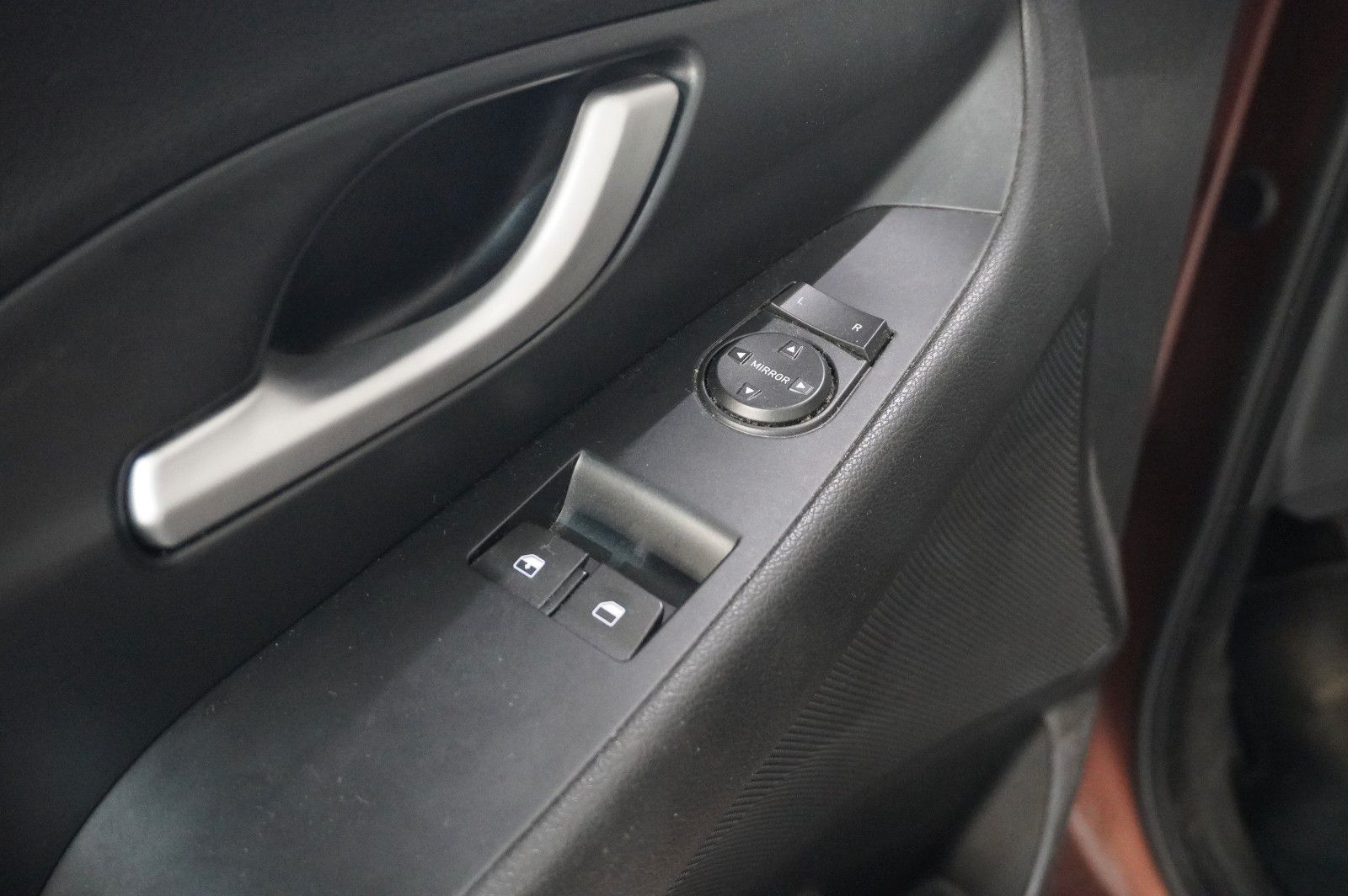 Fahrzeugabbildung Hyundai i30 LIM. 1.0 T-GDI SELECT LED/KLIMA/PDC/TEMP/USB