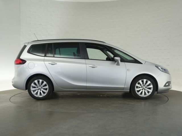 Zafira Tourer ACTIVE+7-SITZE+SITZ-/LENKRADHEIZUN
