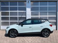 Seat Arona 1.5 TSI DSG FR AHK KAM 5J GAR NEUES MODELL bei Autohaus Landmann & Maier OHG