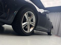 VOLVO V90 Pro T4 Mom.Pro Leder Navi LED ACC Kam.