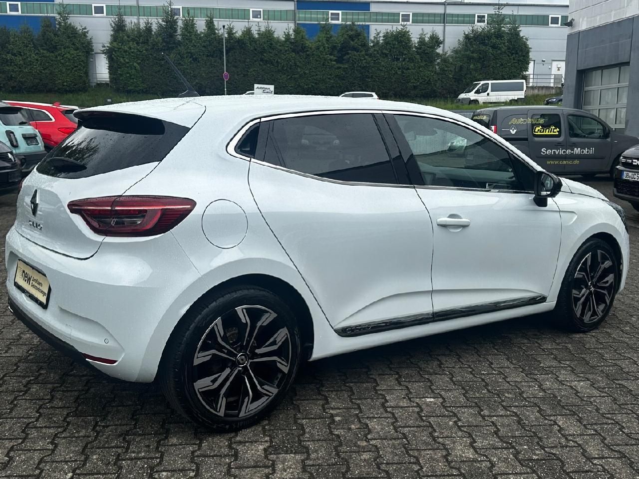 Fahrzeugabbildung Renault Clio Intens