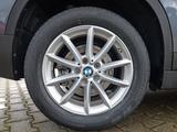 BMW X1 xDrive20i Advantage Navi LED RFK AHK - BMW Gebrauchtwagen in Recklinghausen