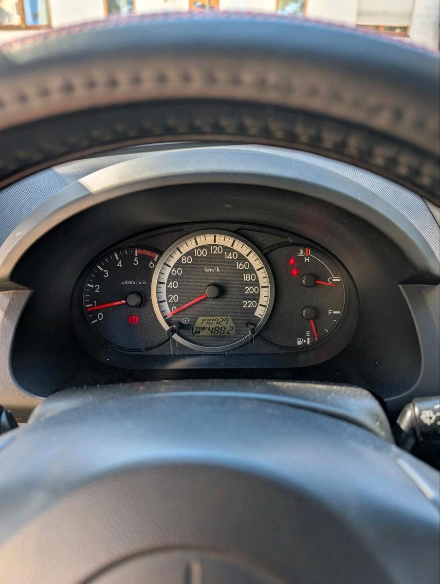 Mazda 2 2006 — photo 9