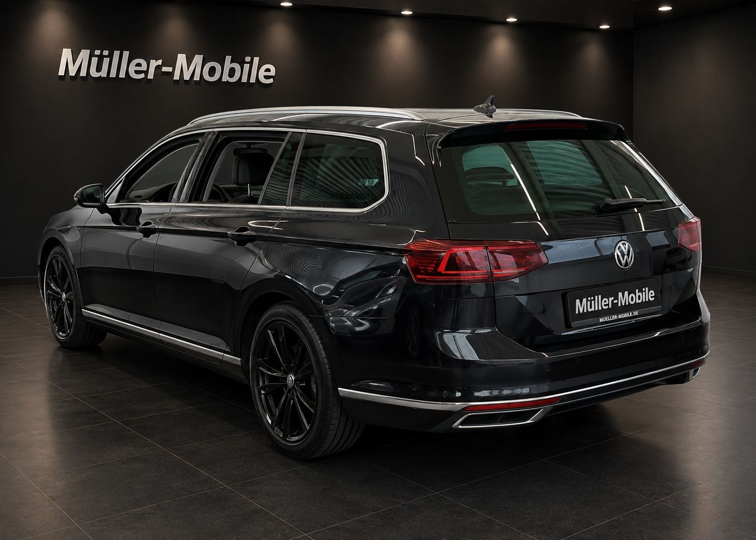 Fahrzeugabbildung Volkswagen Passat Variant 2.0TDI DSG R-LINE ANHZV STANDHZG