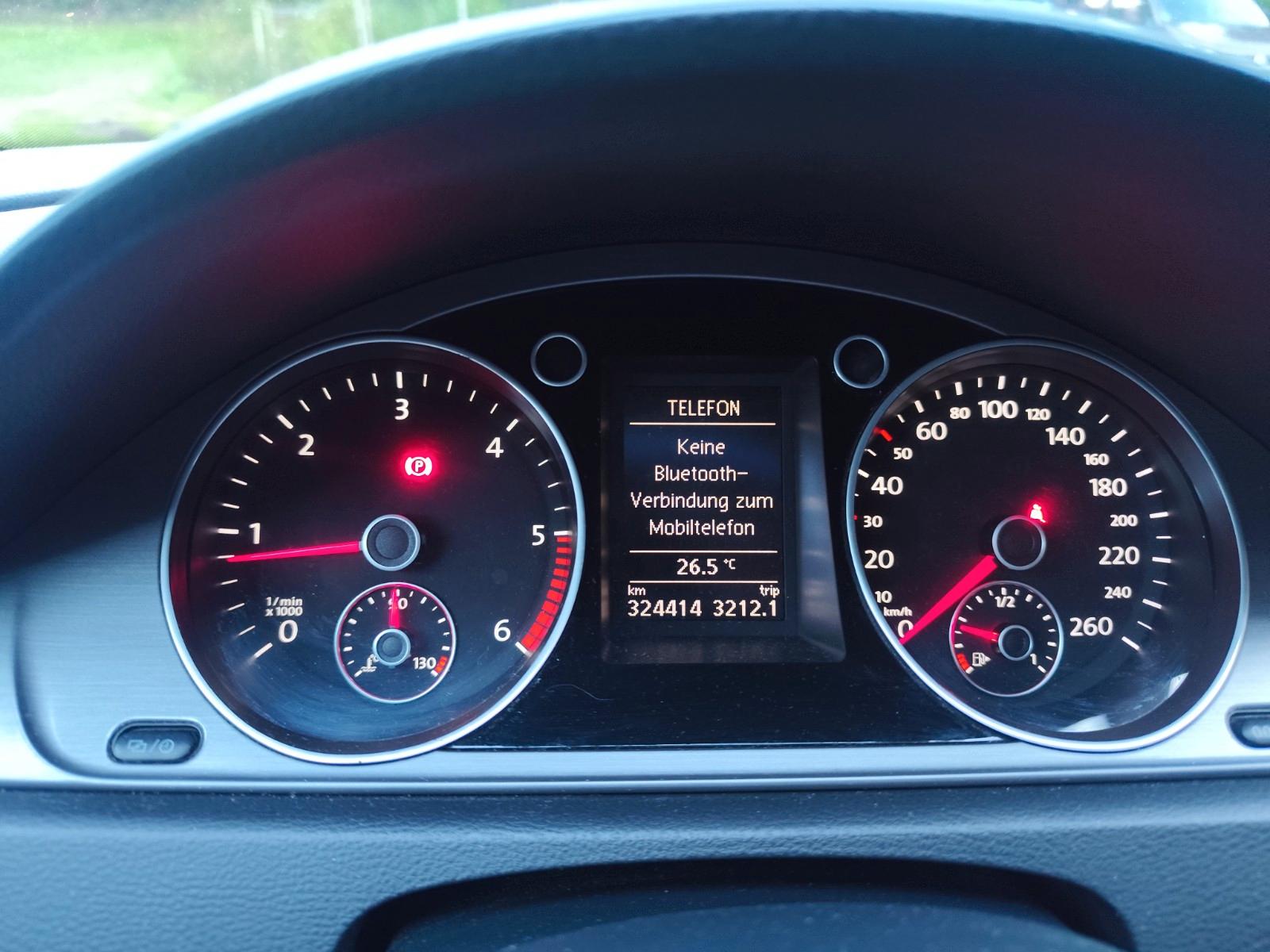 Volkswagen Passat 2014 — photo 22