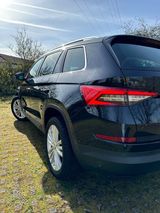 Skoda Kodiaq 2.0 TDI SCR 140kW DSG 4x4 AMBITION AM... - Skoda Kodiaq: Privatanbieter