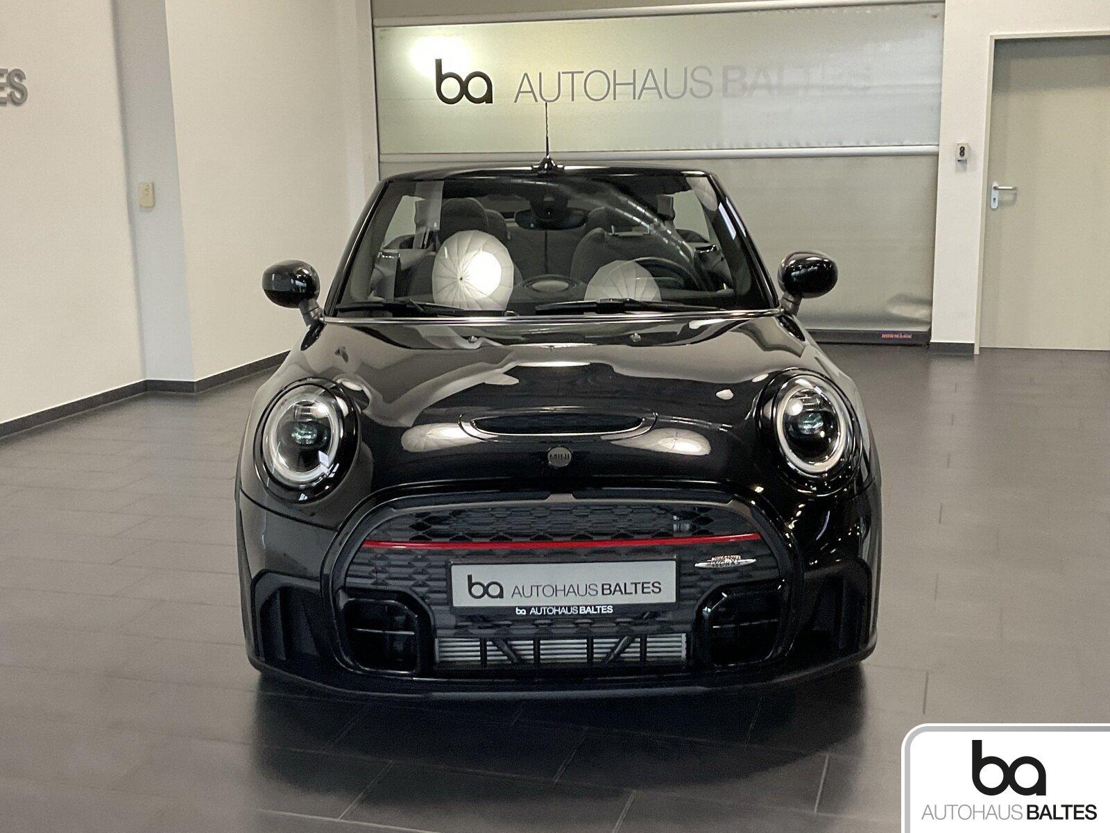 MINI JCW Trim 17"/LED/Kam/Navi/Black