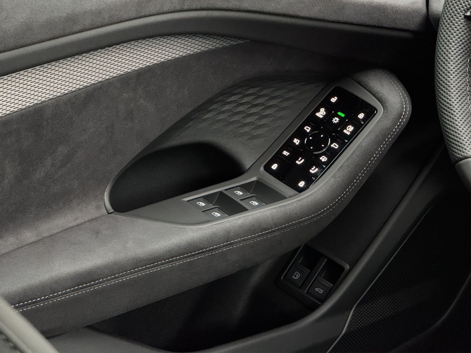 Audi A6 - Bild 11