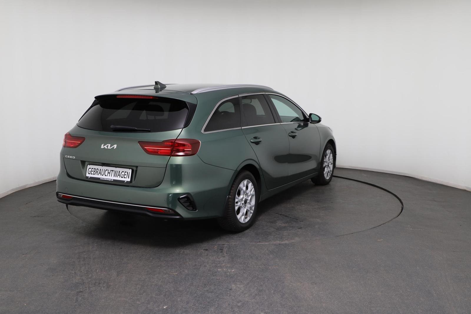 Kia Ceed SW 1.5 T-GDI Gold  *NAVI*LED*SHZ*Kamera*