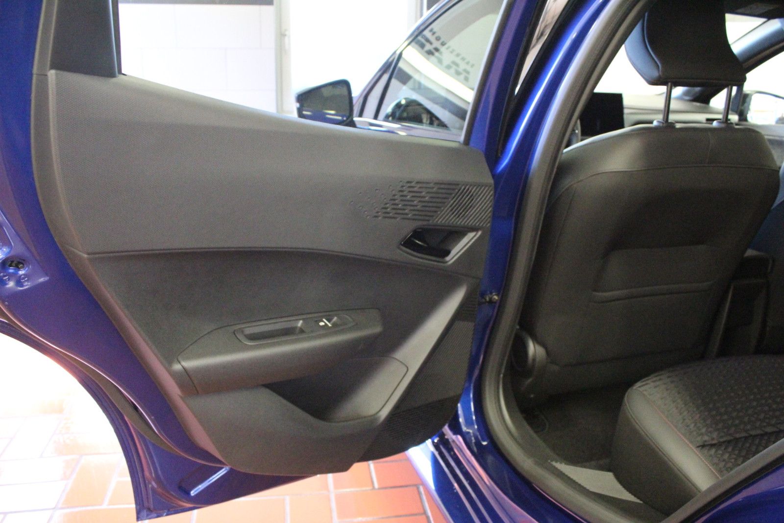 Fahrzeugabbildung Renault Clio TCe 115 Techno *Winter-Paket*Rückfahrkamera