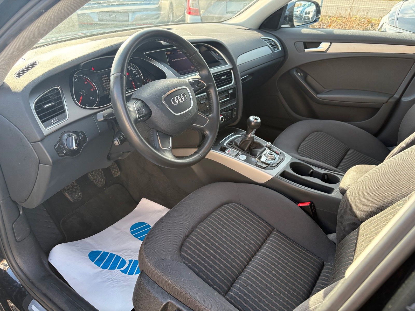 Fahrzeugabbildung Audi A4 3.0TDI Lim. Ambiente Navi Xenon SCHECKHEFT