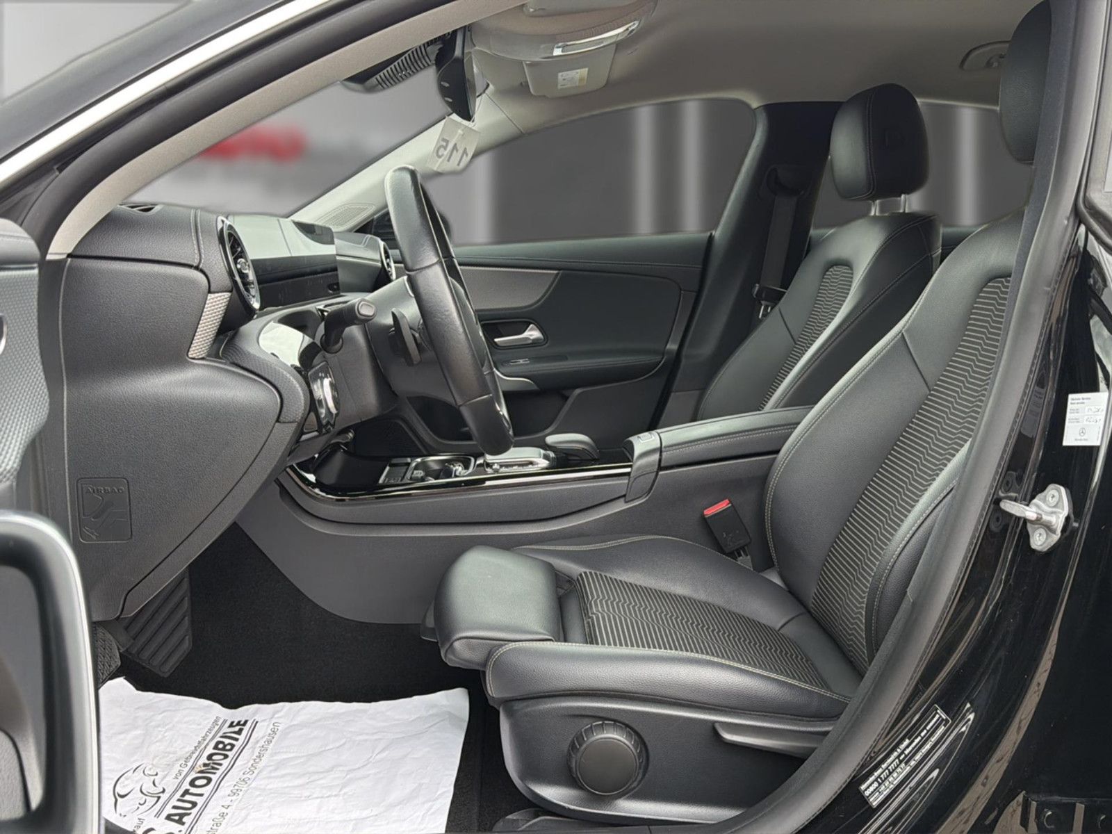 Mercedes-Benz CLA 200d Shooting Brake+1.HAND+LED+KAMERA+MBUX foto 17