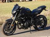 Yamaha MT 07 mit Sportauspuff und Zubehör - MT 07