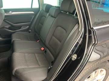 Volkswagen Passat Variant - 10