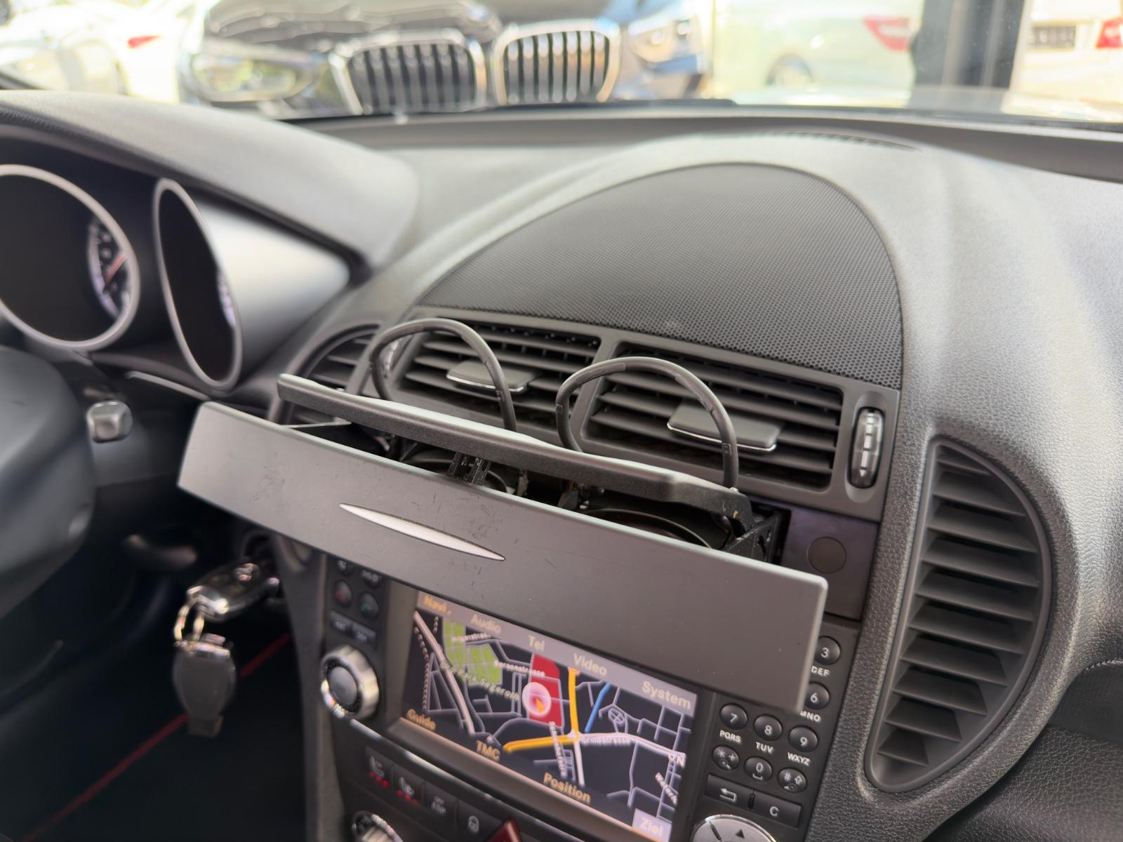 Mercedes-Benz SLK 300 2LOOK Edition V6 231 ch BVM / Harman Kardon / Cuir Nappa / Airscarf / Historique Mercedes