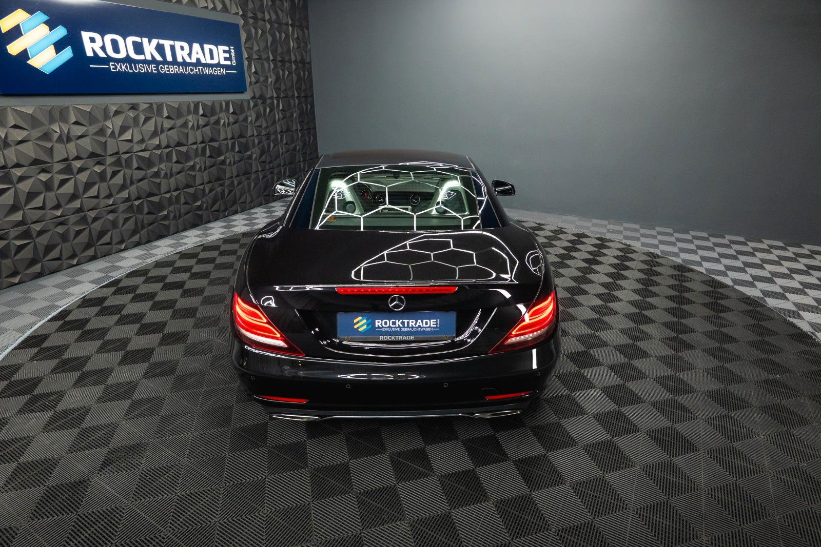 Fahrzeugabbildung Mercedes-Benz SLC 200 Roadster Sport *Sportabgas*Pano*Navi*