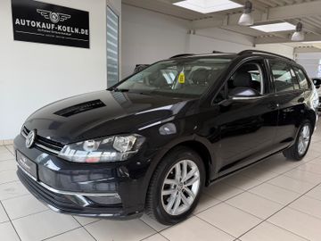 Volkswagen Golf - 1