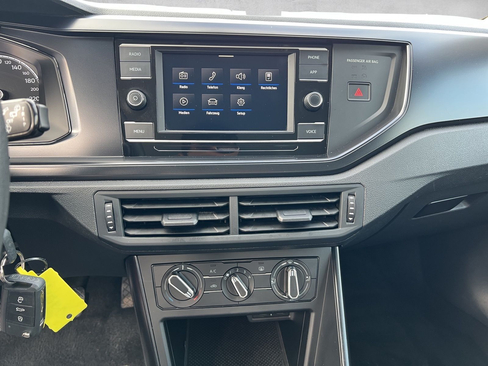 Polo Trendline 1,0 l 59 kW (80 PS) 5-Gang