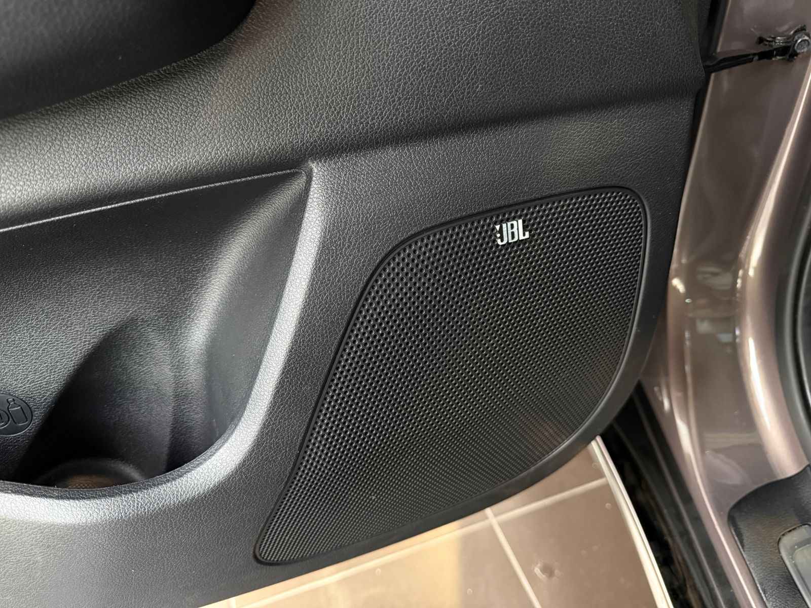 Fahrzeugabbildung Kia Sportage GT-Line AWD PANO AHK ACC