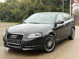 Audi A3 Sportback 1.6 TDI Attraction*KLIMA*AUTOMATIK