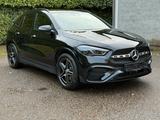 Mercedes-Benz GLA 220d 4M HUD/PANO/AMG/VOLL/SOFORT VERFÜGBAR - Mercedes-Benz GLA 220 mit Diesel-Antrieb
