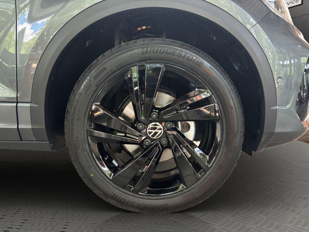 T-Roc R-Line 1.5 TSI DSG RFK APP-CONNECT BLACK-S