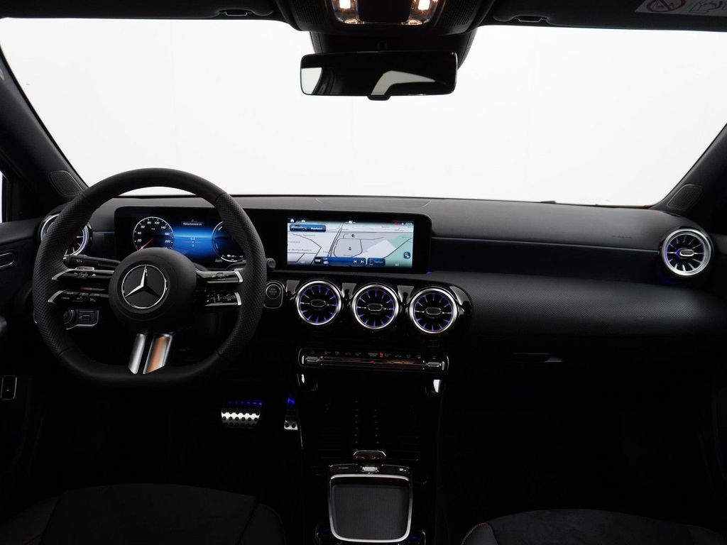 Mercedes-Benz A 250 e Star Edition AMG Line | Nightpakket | Ve