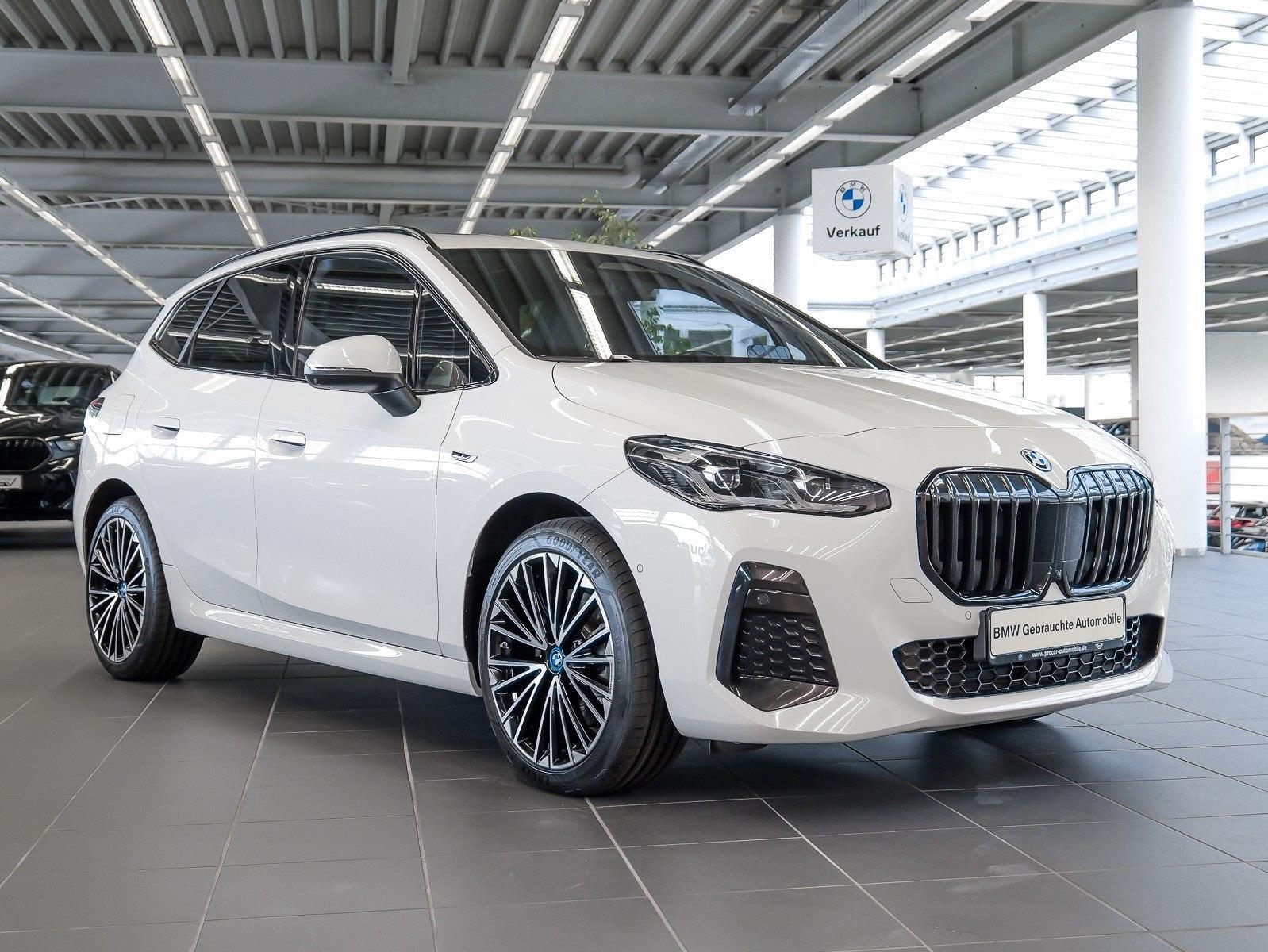 BMW 230e xDrive M Sport HUD PANO ACC AHK RFK NAVI