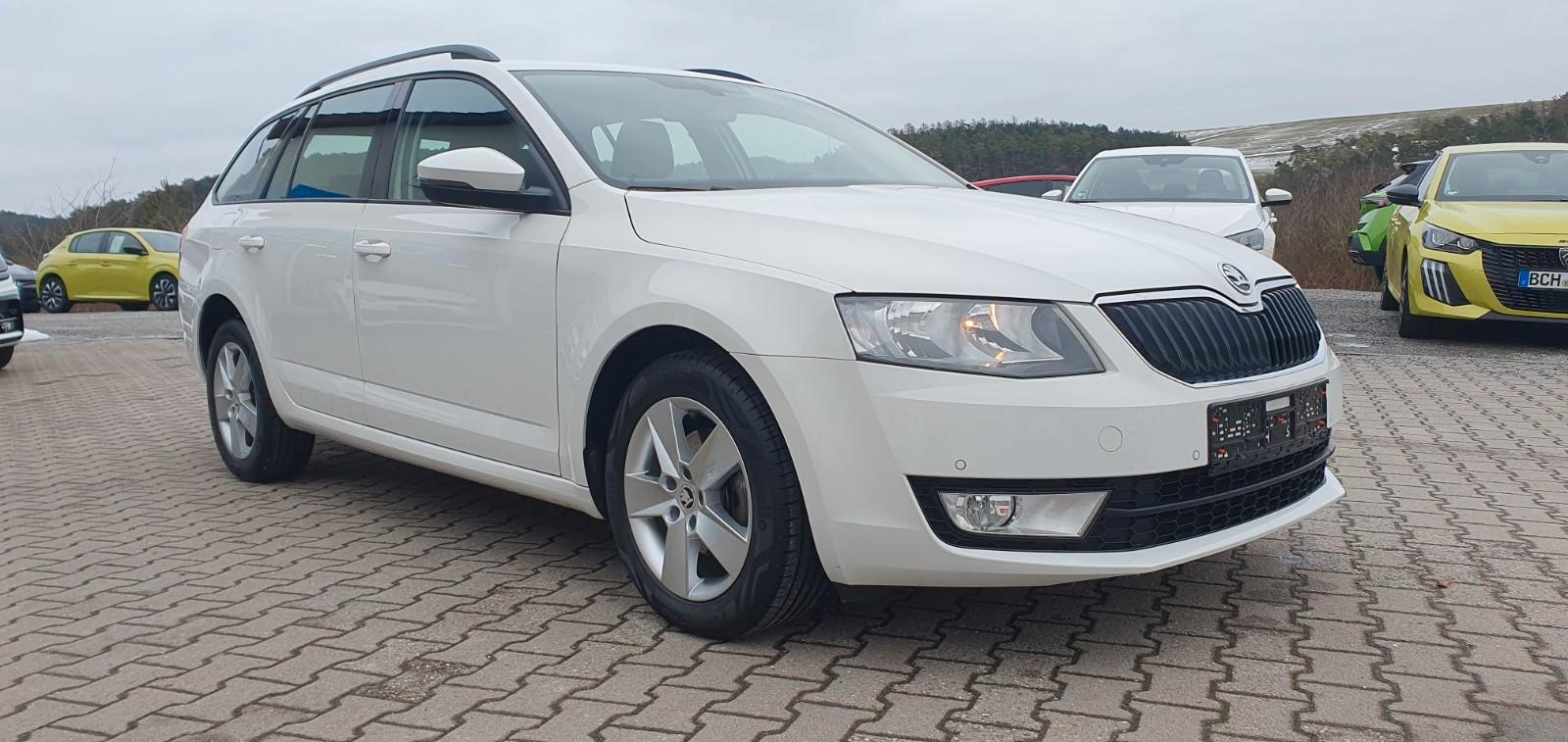Skoda Octavia Combi 1.4TSI DSG Ambition SHZ PDC 1.Hand