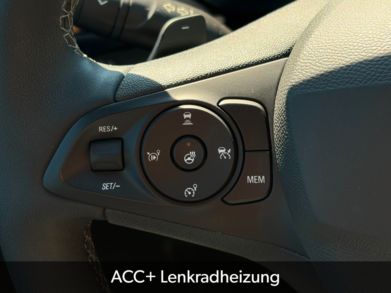 Fahrzeugabbildung Opel Corsa F GS 1.2 Turbo LED CAM PDC LHZ SHZ CarPlay