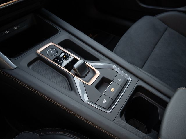 Formentor 1.5 TSI e-Hybrid VZ FACEL. MATRIX-LED