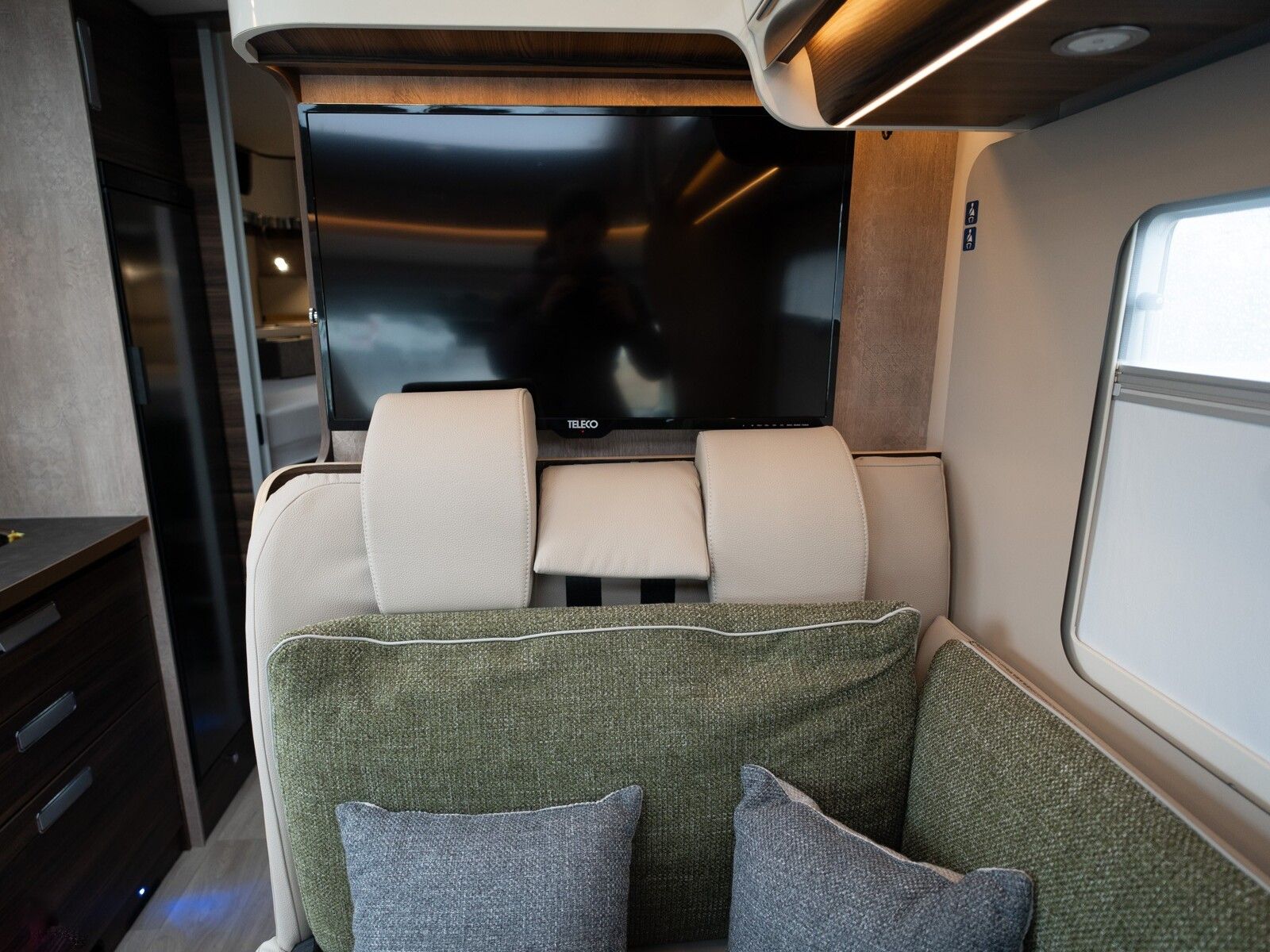 Fahrzeugabbildung Laika Ecovip L 3009 SAT*AHK*Navi/Kamera*Assistenz-Syst