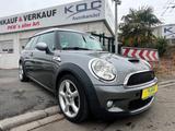 MINI Cooper S Clubman - silberne MINI Cooper S Clubman