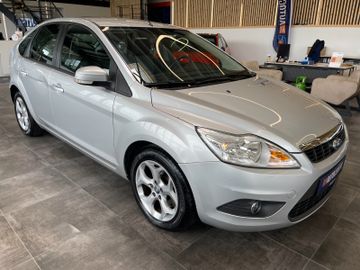 Ford Focus Lim. Aut. *SPORTSITZE*SHZ.*TÜV0826*KLIMA