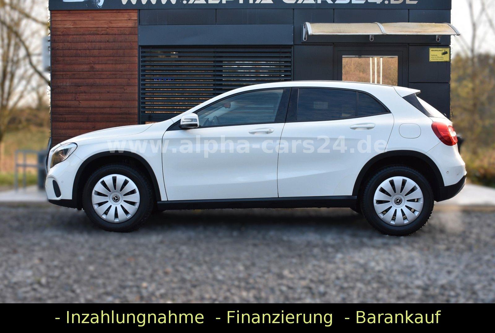 Mercedes-Benz GLA250 4Matic Navi Temp Sitzhzg Kamera